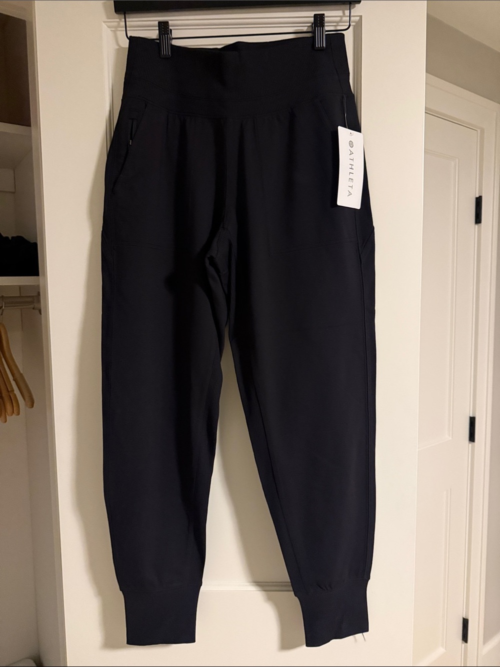 Athleta Venice Black Jogger Sweatpants with Rib Cuffs